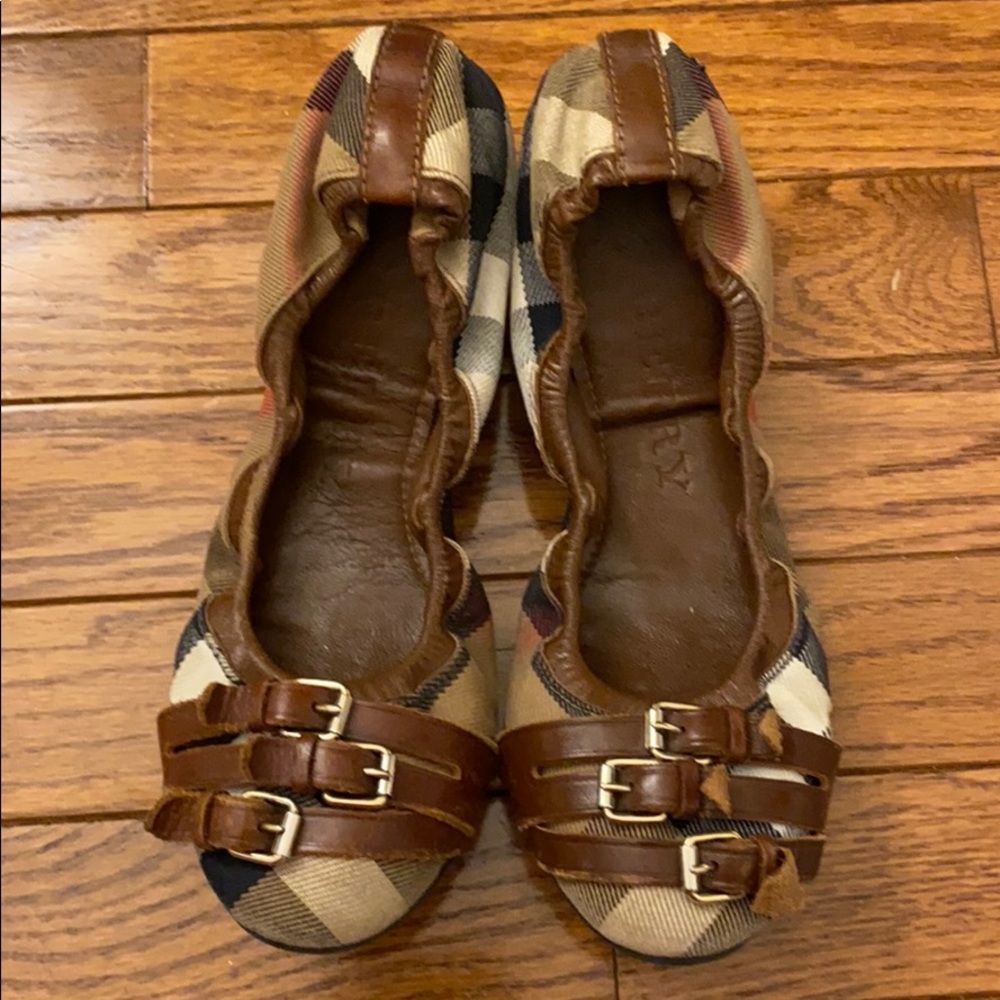 Burberry Ballerina